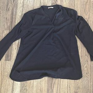 Classic Black V-Neck Long-Sleeve Blouse
